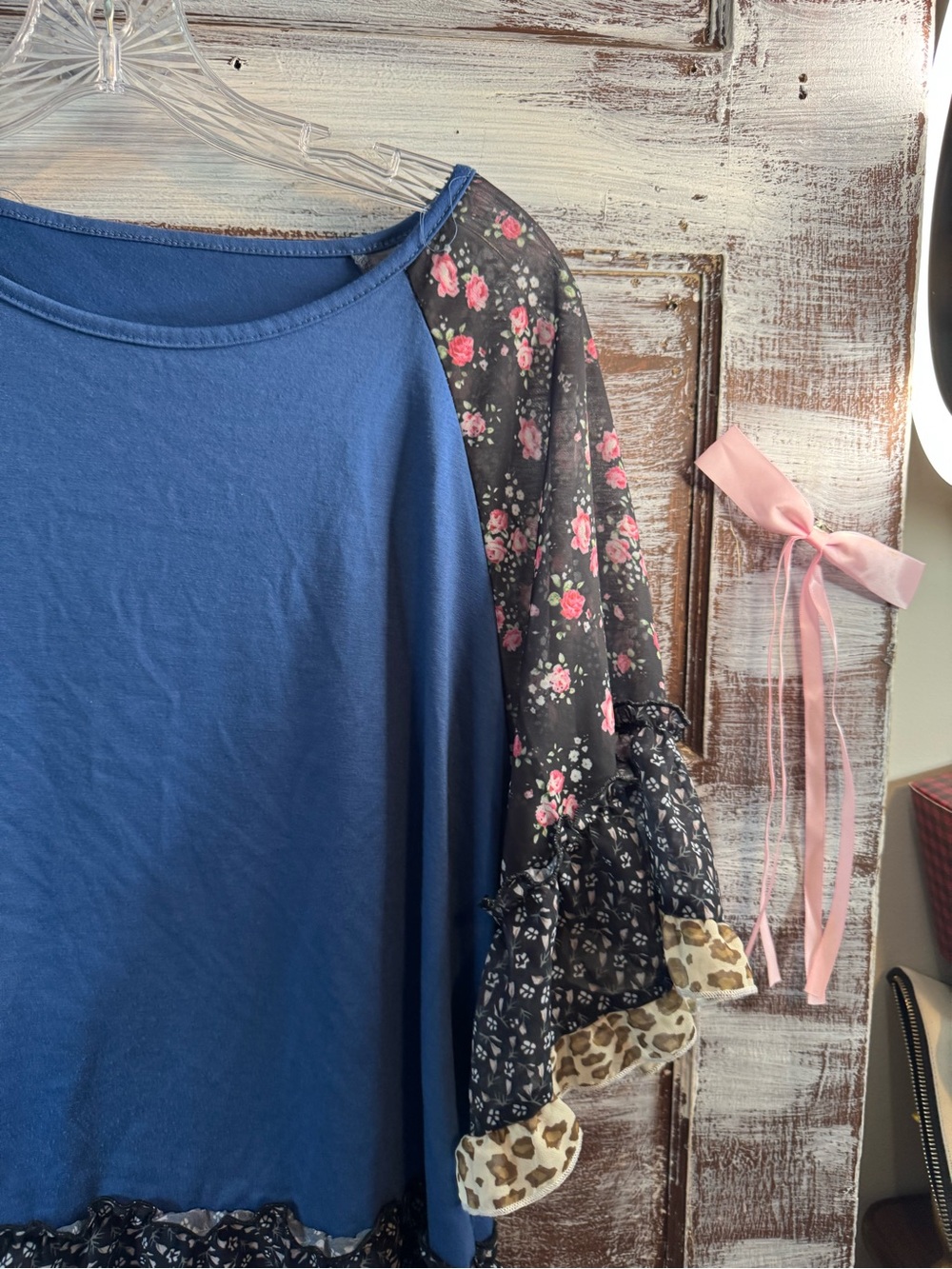 Blue Mixed-Print Ruffle Sleeve Women's Top - Picture 4 of 5